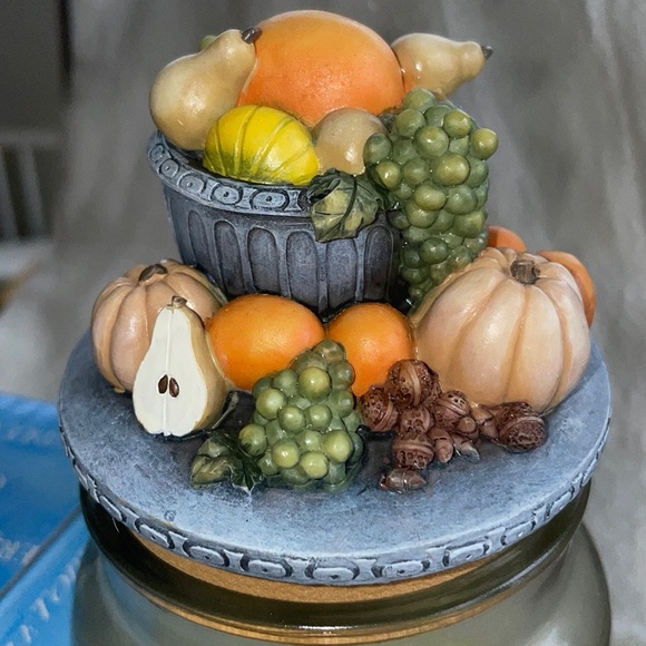 Vintage, elegant fruit, candle topper - Picture 1 of 12